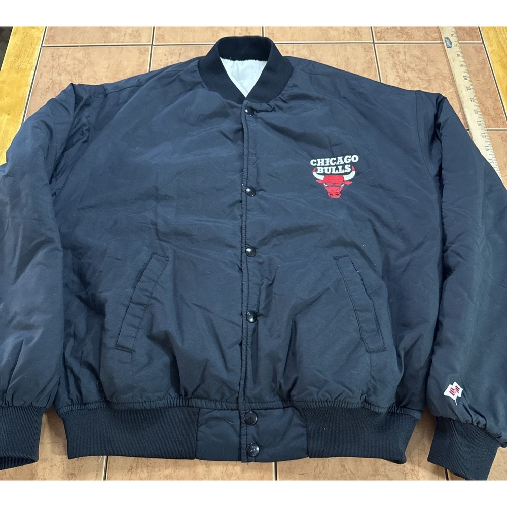 VINTAGE CHICAGO BULLS Mens Supplex BOMBER Black JACKET Sz Med Vintage USA Made